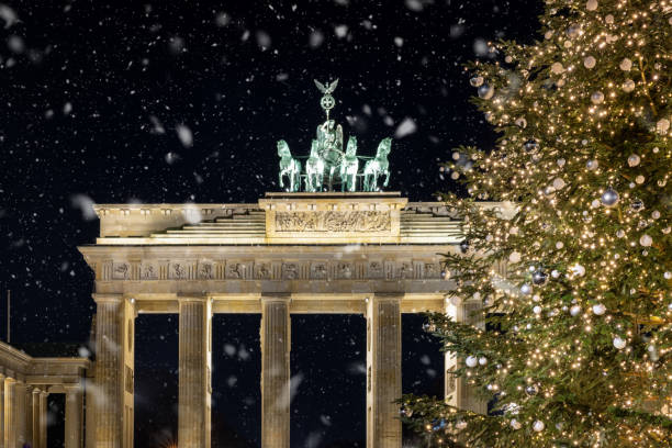 istock The famous Brandeburg Gate in Berlin, Germany, during christmas night time 1448291443