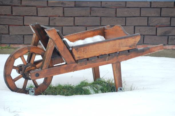 istock wooden cart 1448308227