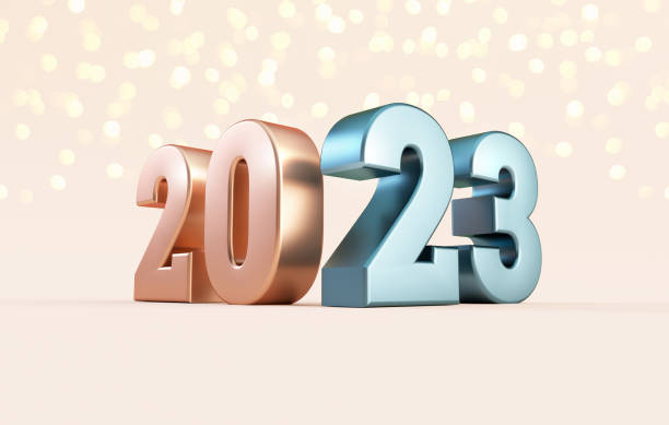 plantilla de banner de feliz año nuevo 2023 con números metálicos sobre un fondo crema en renderizado 3d realista - ny01 fotografías e imágenes de stock