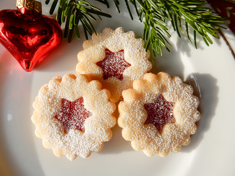 The Christmas bakery, Linzer eyes, Linzer stars,\nTradition pastries at Christmas time