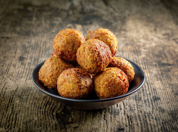 istock bowl of fried falafel balls 1448536309