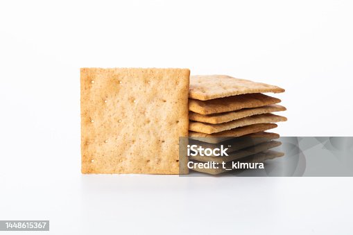 istock Crackers 1448615367