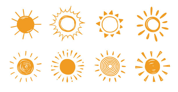 낙서 태양 스케치 그림입니다. 손으로 그린 귀여운 오렌지 태양 세트. 낙서 낙서 아이들은 스타일을 그렸습니다. 벡터 - sun stock illustrations