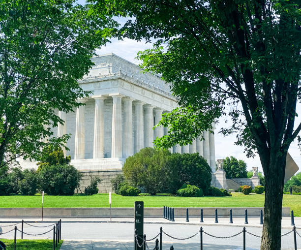 istock The Lincoln Memorial 1448693560