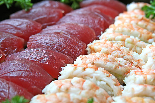 sushi - handroll photos et images de collection