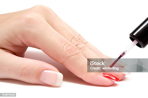 Pintar As Unhas Das Mãos - Fotografias de stock e mais imagens de Escovar - Escovar, Mão Humana, Verniz para Unhas