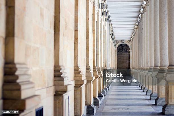 Spa Colonnato - Fotografie stock e altre immagini di Bianco - Bianco, Boemia, Centro benessere - Stabilimento termale