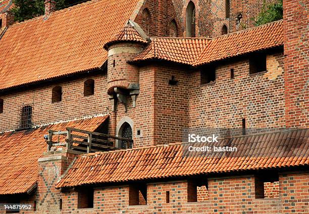 Photo libre de droit de Medieval Mur Avec Tourelle banque d'images et plus d'images libres de droit de Malbork - Malbork, Antique, Architecture