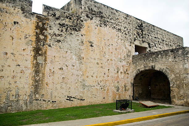 istock Rampart de san carlos Campeche unesco heritage 144876311