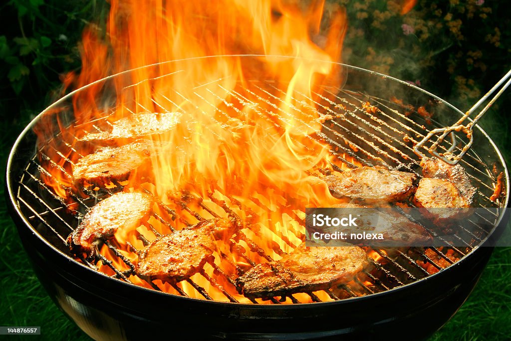 Barbacoa a leña - Foto de stock de Infortunio libre de derechos