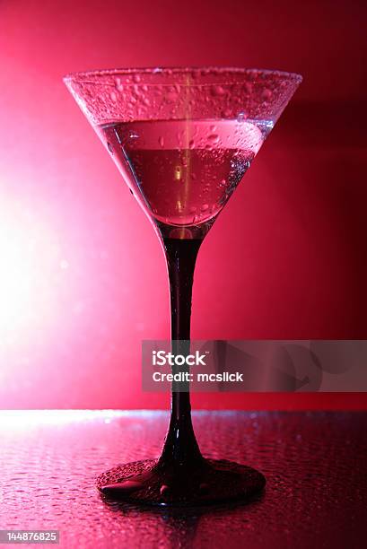Martini - Fotografie stock e altre immagini di Acqua - Acqua, Alchol, Alla moda