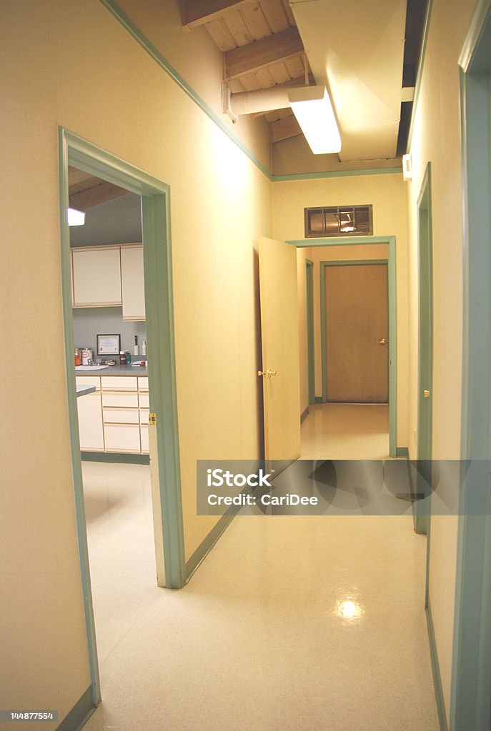 Oficina de médicos Corredor - Foto de stock de Asistencia sanitaria y medicina libre de derechos