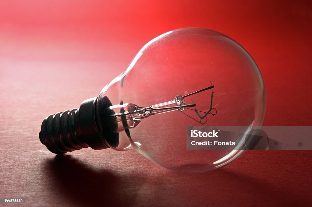 Лампа накаливания - Стоковые фото Без людей роялти-фри