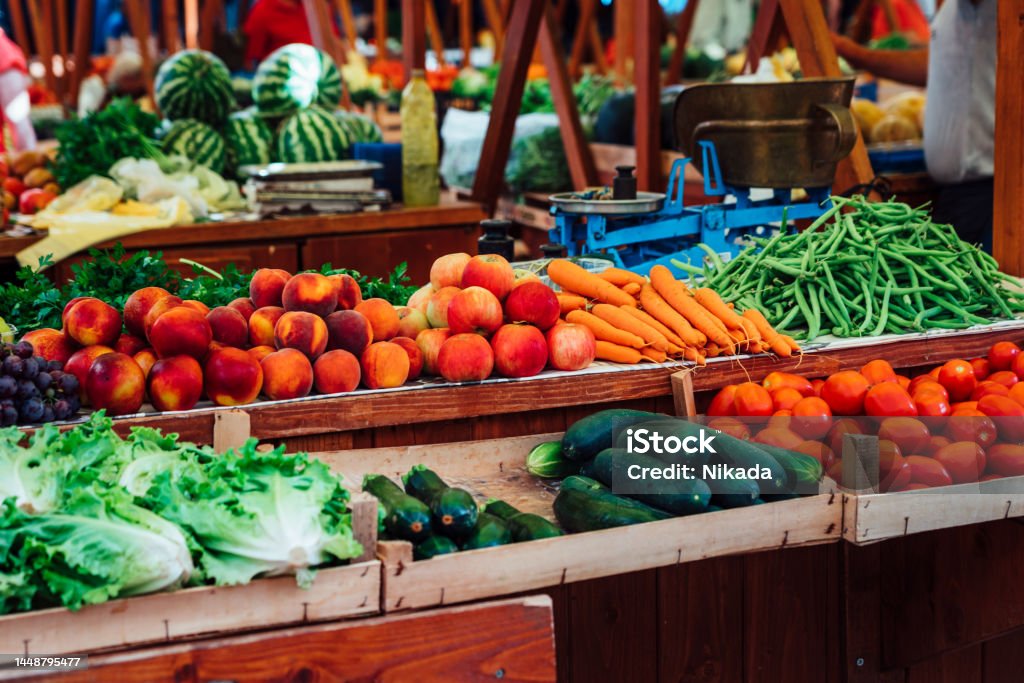 Fresh vegetables and fruits for sale on market stall Fresh vegetables for sale on market stall
Dubrovnik, Croatia Farmer's Market Stock Photo