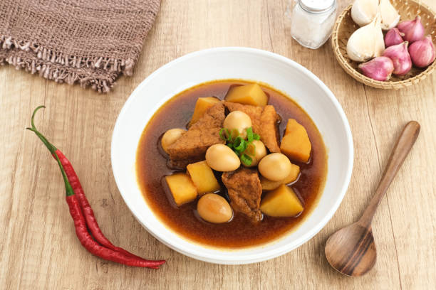 istock Semur, Indonesian traditional food 1448928654