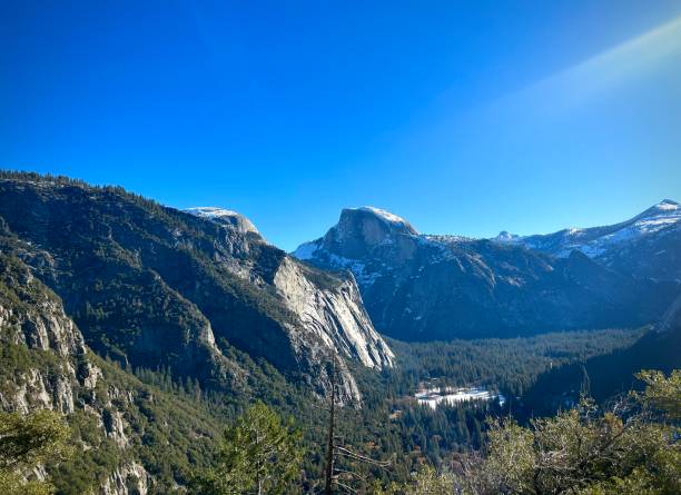 istock The Giants of the Horizon 1448939213