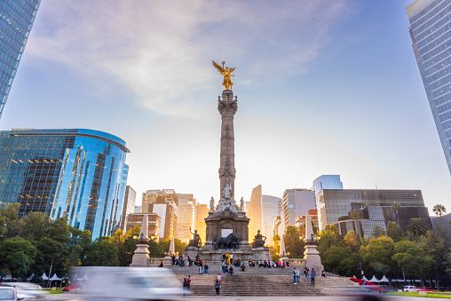 View of the angel of independence in Mexico City.