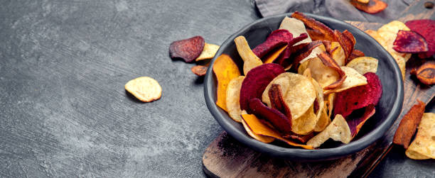 istock Bowl of healthy colorful vegetable chips 1448966030