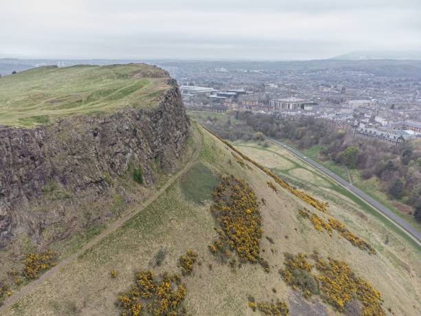 istock Famous Arthur's Seat on a cloudy day 1449036057