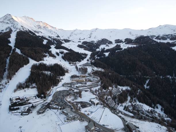 Landscape of the town of Pila in Aosta Valley. Skiing and snowboarding destination in Italy A landscape of the town of Pila in Aosta Valley. Skiing and snowboarding destination in Italy pila stock pictures, royalty-free photos & images