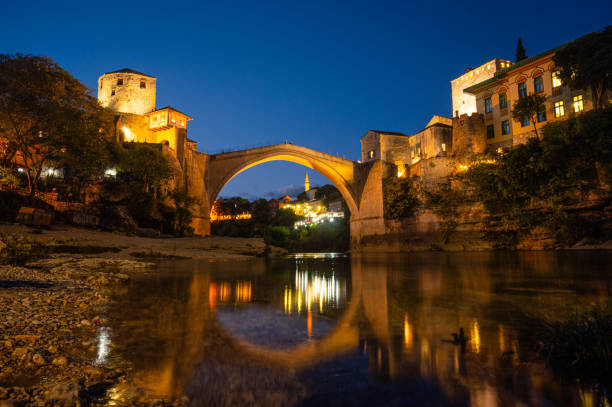 istock Stari Most reflection on the Neretva river 1449040481