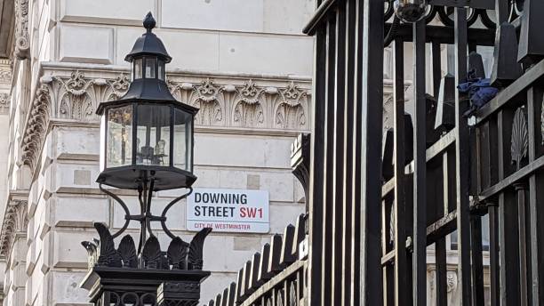 downing street - whitehall street downing street city of westminster uk foto e immagini stock