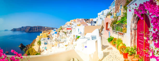 istock Oia, traditional greek village 1449111064