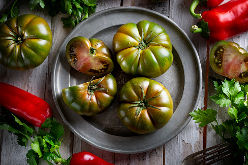 Marmande tomatoes, pepper and parsley