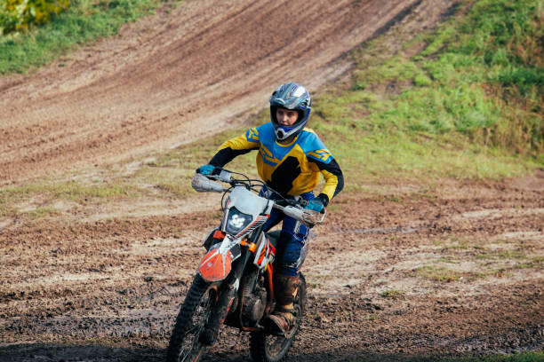 istock Young woman practice riding motorcycle 1449164177