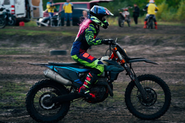 istock Young woman practice riding motorcycle 1449164299
