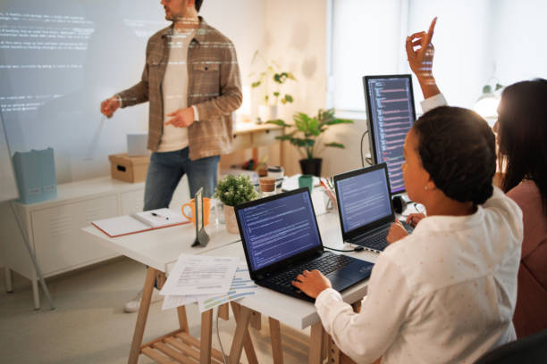 530+ Powerpoint Presentation On Computer Stock Photos, Pictures ...