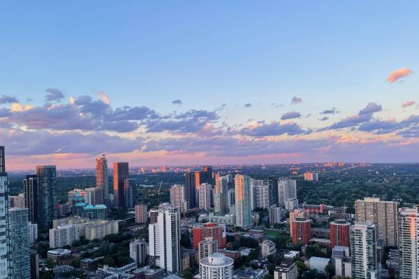 istock City view in Toronto 1449293776