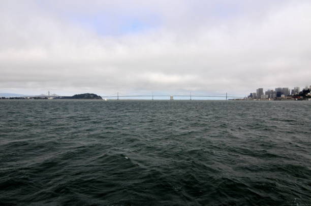 l’album scenery de san francisco, californie - golden gate bridge audio photos et images de collection