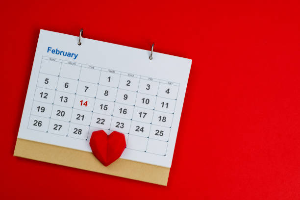 istock Mark on the calendar at February 14 1449518794