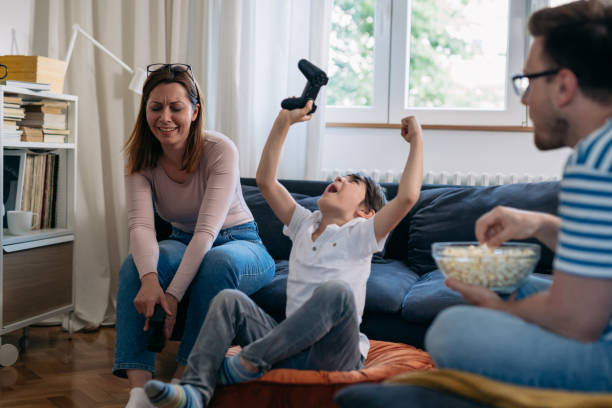 istock family at home 1449534693