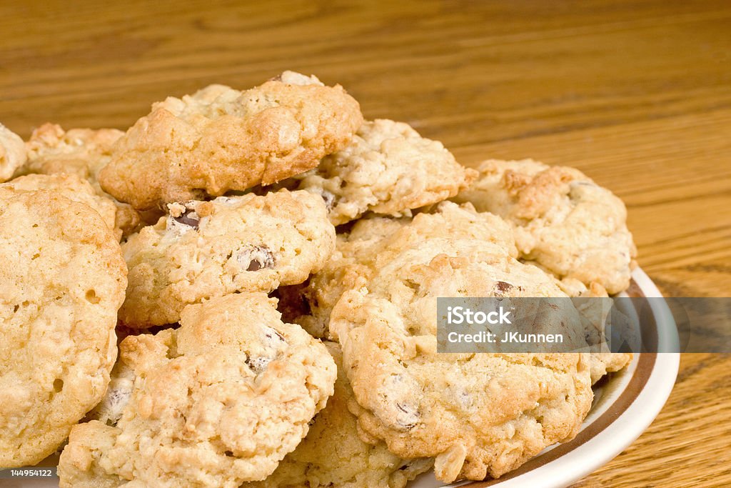 Aveia Cookie quente com pedaços de Chocolate - Foto de stock de Alimentação Não-saudável royalty-free