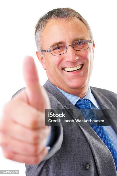 Nahaufnahme Einer Geschäftsmann Gestikulieren Daumen Hochschild Stockfoto und mehr Bilder von Abmachung