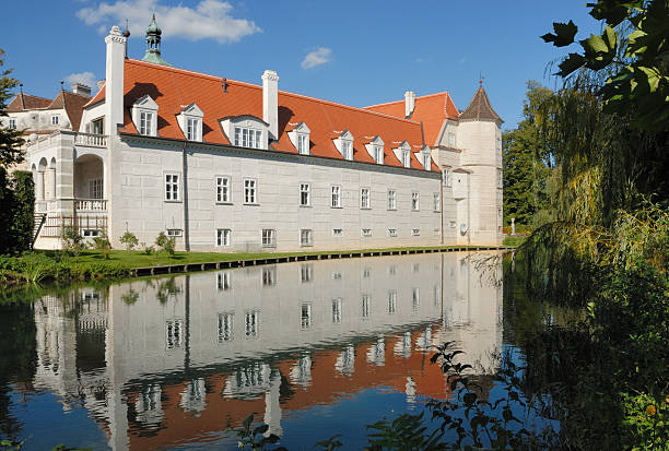 istock Palace on the water 144956999