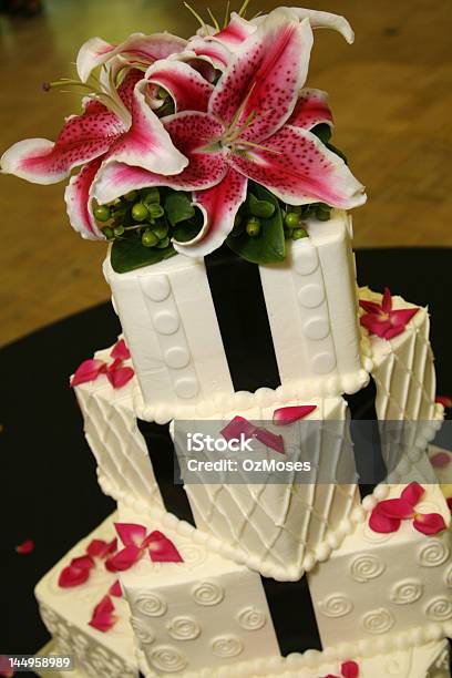 豪華なウェディングケーキ花 - ウェディングケーキのストックフォトや画像を多数ご用意 - ウェディングケーキ, ケーキ, 人物なし