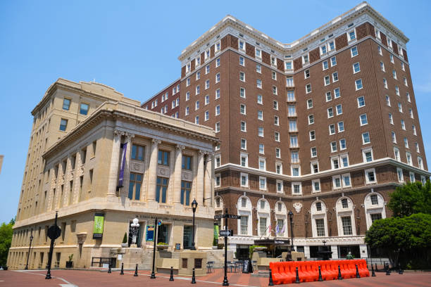 그린빌 도시 풍경 - greenville south carolina south carolina office building skyscraper 뉴스 사진 이미지