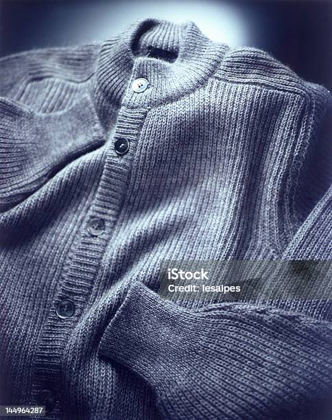 Maglia In Cashmere - Fotografie stock e altre immagini di Abbigliamento - Abbigliamento, Bottone - Articoli di merceria, Cardigan - Top