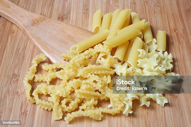 Pasta - Fotografie stock e altre immagini di Alimentazione sana - Alimentazione sana, Attrezzatura, Bambù - Materiale