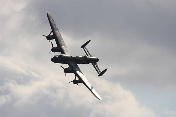 lancaster bomber over turweston lancaster bomber lancaster texas stock pictures, royalty-free photos & images