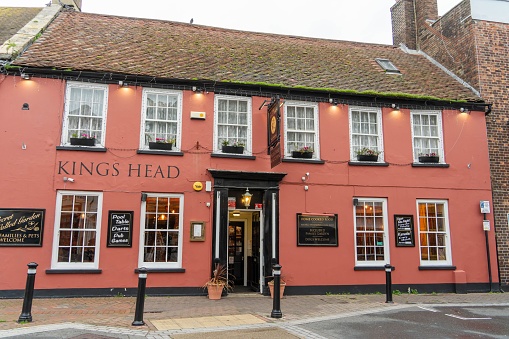 Poole, United Kingdom – November 17, 2022: The Kings Head traditional pub in the town centre of Poole, Dorset, UK