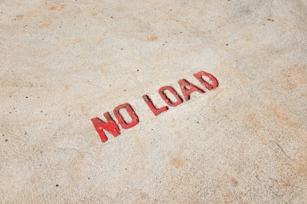 istock No load sign on concrete ground. 1449979442