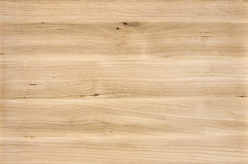 Marrón Beige Textura de madera de roble teñida con grano, fragmento de un panel de madera de madera dura. La corteza superficial se utiliza como fondo natural, página web, tablero, tabla. Contrastes y simetrías. Espacio para texto. photo