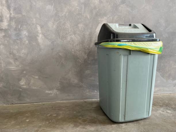 istock Gray trash can with the lid 1449996665