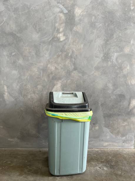 istock Gray trash can with the lid 1449996674