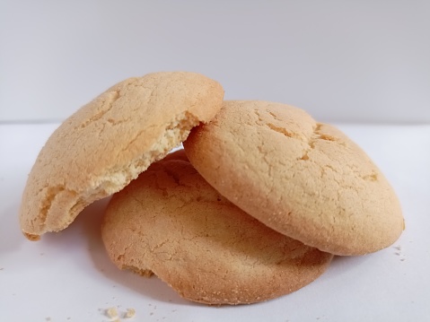 Baby Biscuits are biscuits for eating babies, with these biscuits you can add nutrition to your baby