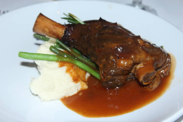 istock The lamb in the oven 1450085564